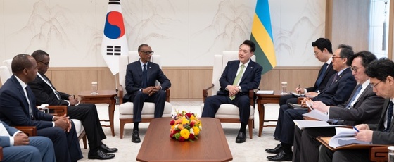 尹, 아프리카 10개국과 릴레이 회담…"맞춤형 협력 강화"