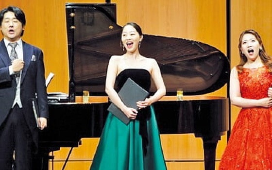 日 도쿄 신주쿠에서 울려 퍼진 한·일 오페라 가수들의 '아리랑'