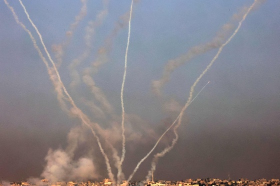 이스라엘, 가자 남부 최대 규모로 공습